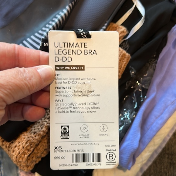 NWT Allyson Felix x Athleta Ultimate Legend Bra. XS. Collaboration. Limited. - Picture 10 of 10